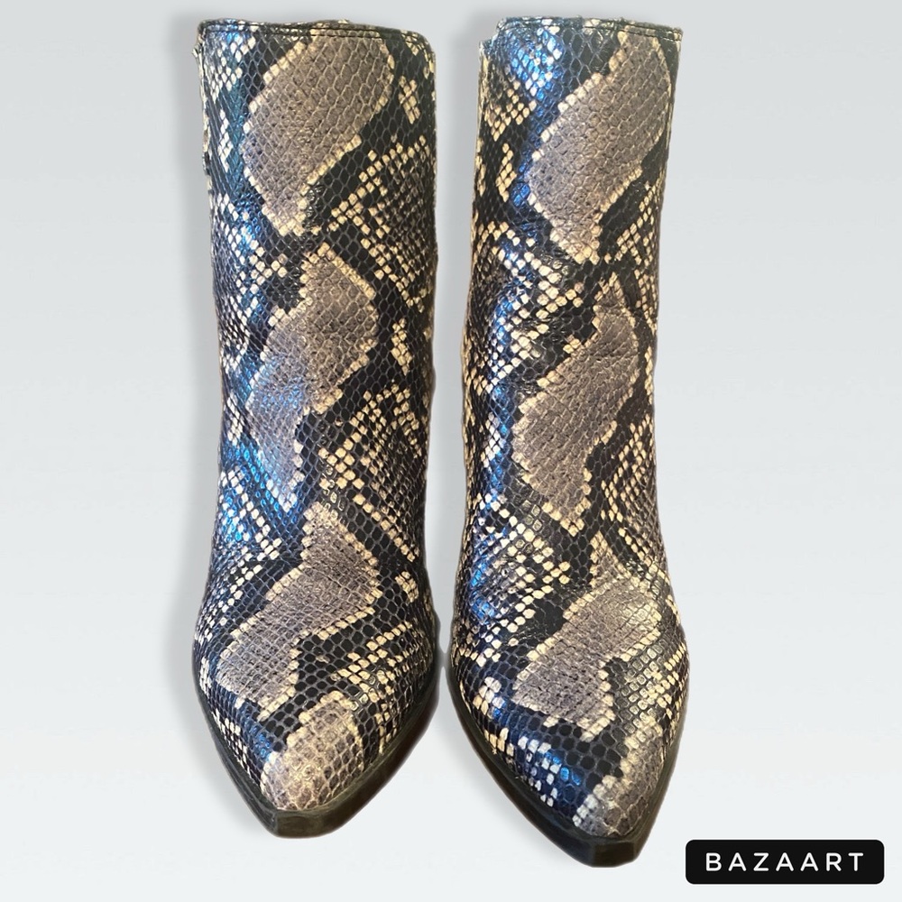 Marc Fisher LTD Snake print Alva Boots, size 9.5